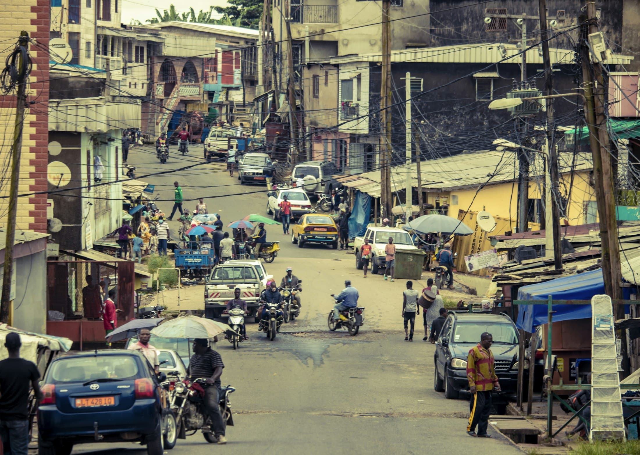 Une rue animée de Douala